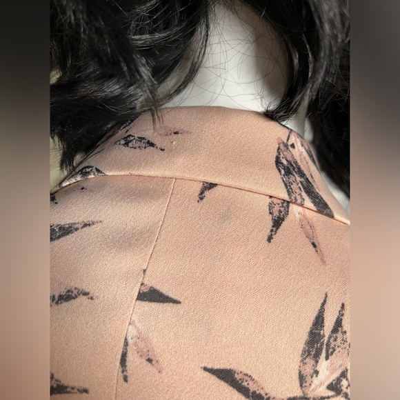 Pink Leaf Print Blazer - Picture 5 of 9